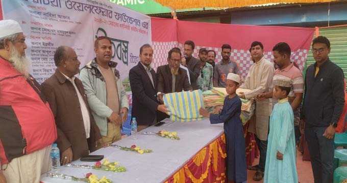 করটিয়া ওয়েলফেয়ার ফাউন্ডেশন এর উদ্যোগে শীতবস্ত্র বিতরণ অনুষ্ঠান