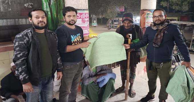 কিশোরগঞ্জে এসএসসি ২০০৭ এবং এইচএসসি ২০০৯ ব্যাচের উদ্যোগে কম্বল বিতরণ