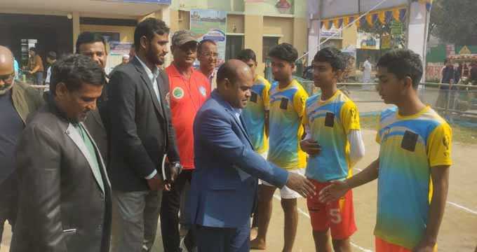 টাঙ্গাইলে তারুণ্যের উৎসব ২০২৫ উদযাপন উপলক্ষ্যে কাবাডি প্রতিযোগিতার উদ্বোধন