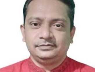 সাংবাদিক রনি মোটরসাইকেল দুর্ঘটনায় আহত।