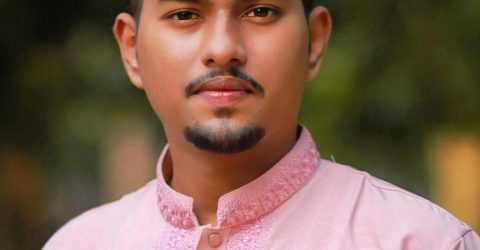 ছাত্রনেতা সাদী ঈদুল আজহার শুভেচ্ছা জানান।
