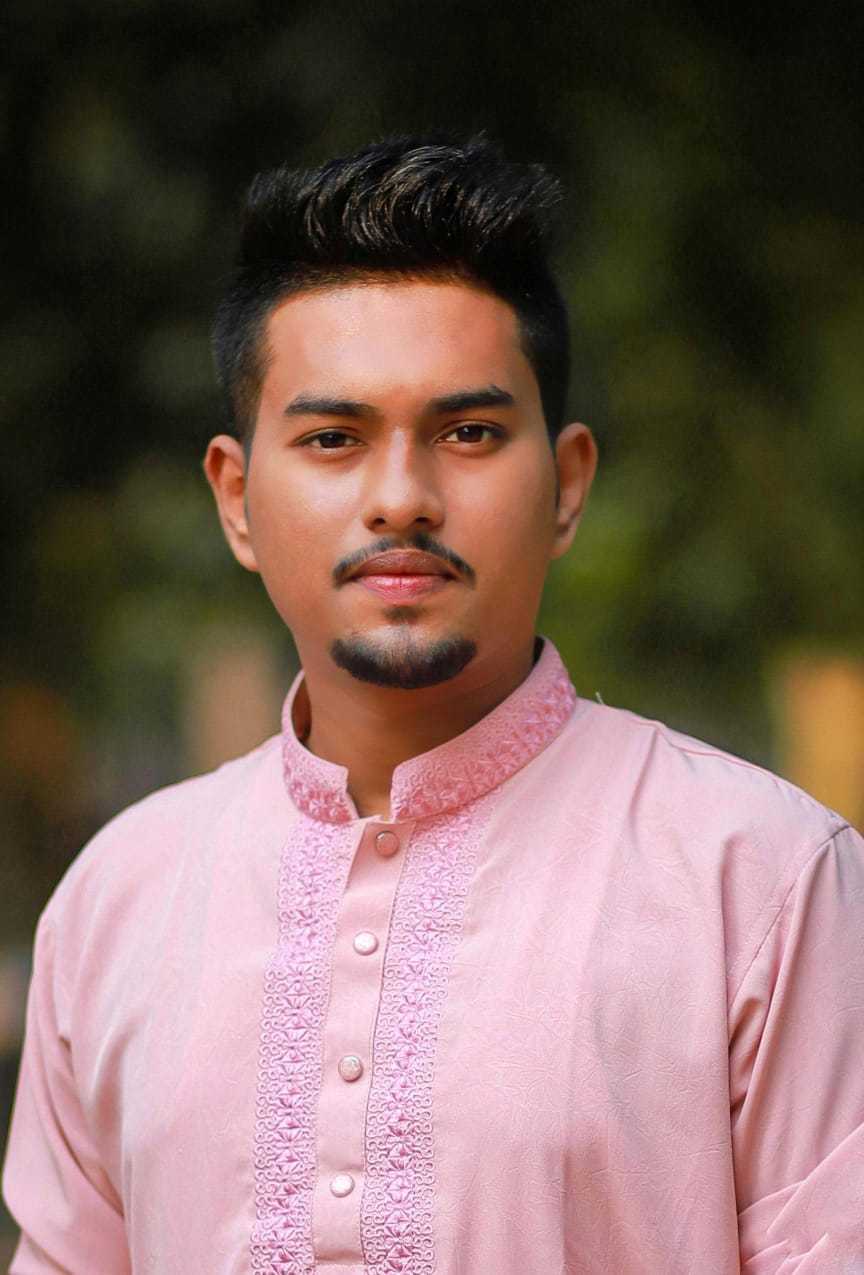 ছাত্রনেতা সাদী ঈদুল আজহার শুভেচ্ছা জানান।